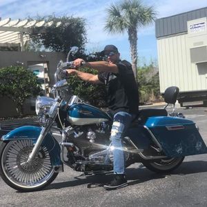 Meet your Posher, Ray